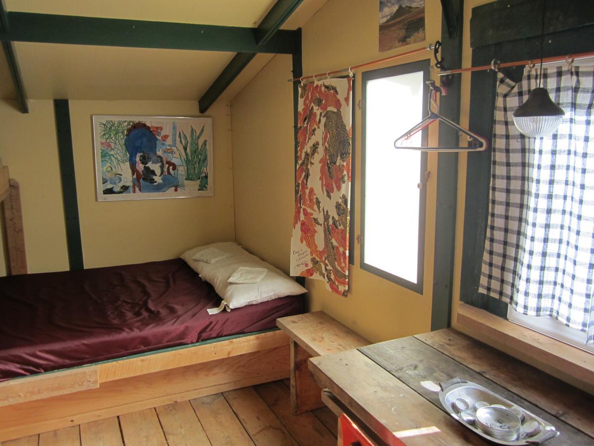 Dawson City River Hostel Extérieur photo