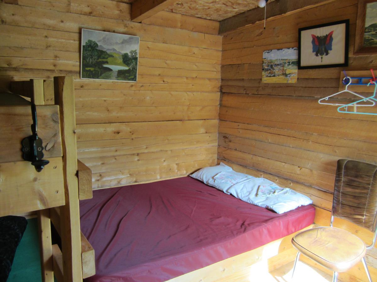 Dawson City River Hostel Extérieur photo
