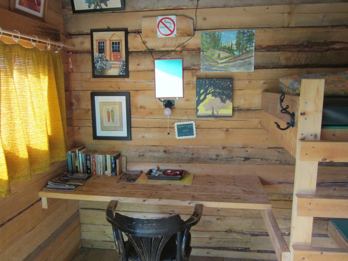 Dawson City River Hostel Extérieur photo