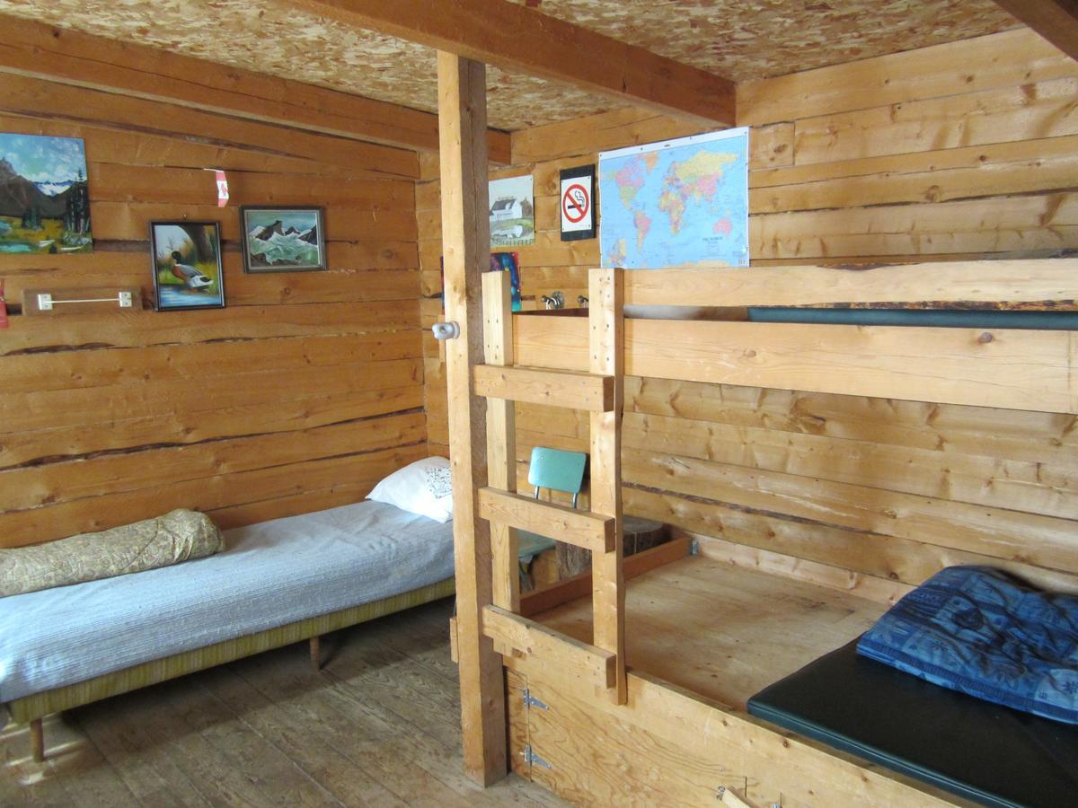 Dawson City River Hostel Extérieur photo